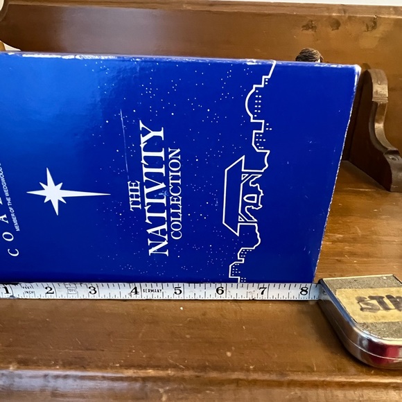 Coalport 1996 Wedgwood The Nativity Collection, Joseph Figurine In Original Box - Picture 8 of 11